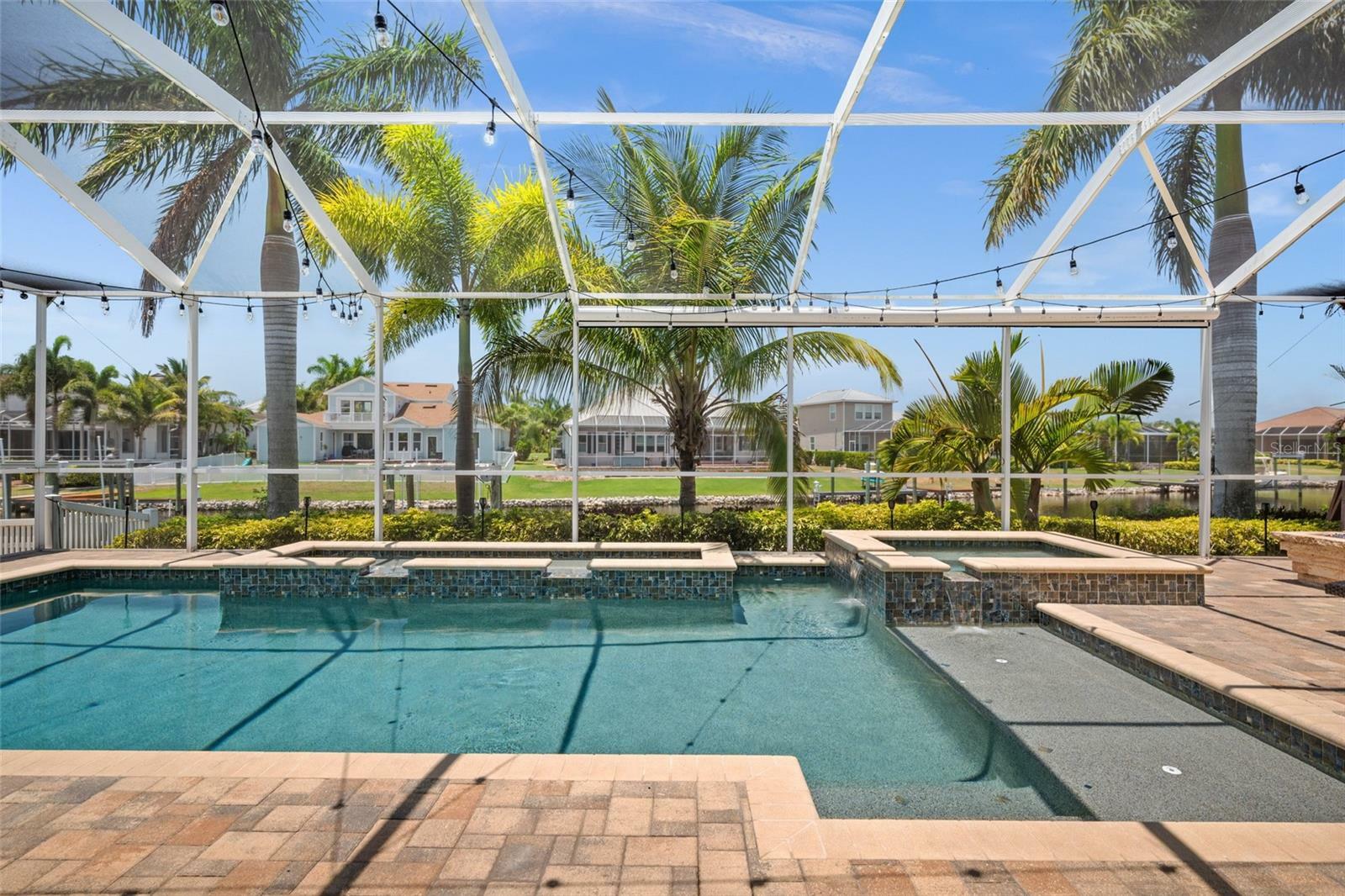 Property Photo:  5326 Loon Nest Court  FL 33572 