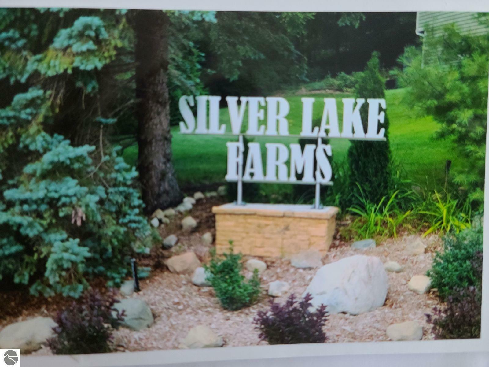 4427 Silver Valley Lane  Traverse City MI 49684 photo