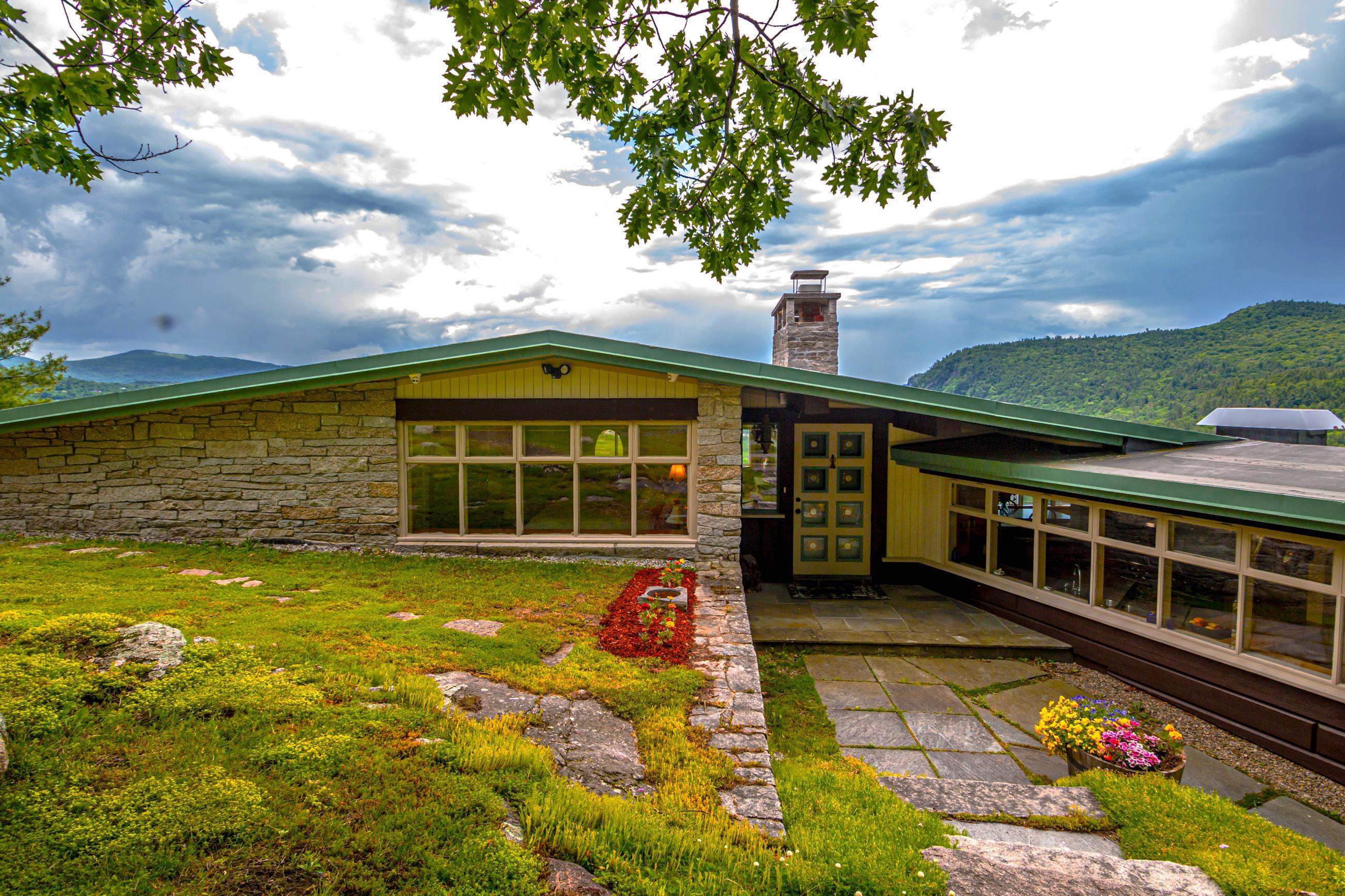 Property Photo: 123 Pear Mountain Road NH 03812