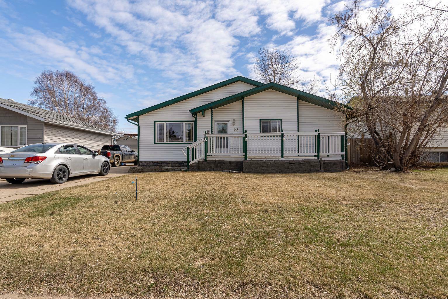 Property Photo:  23 Maciver Street  AB T9K 1Z6 