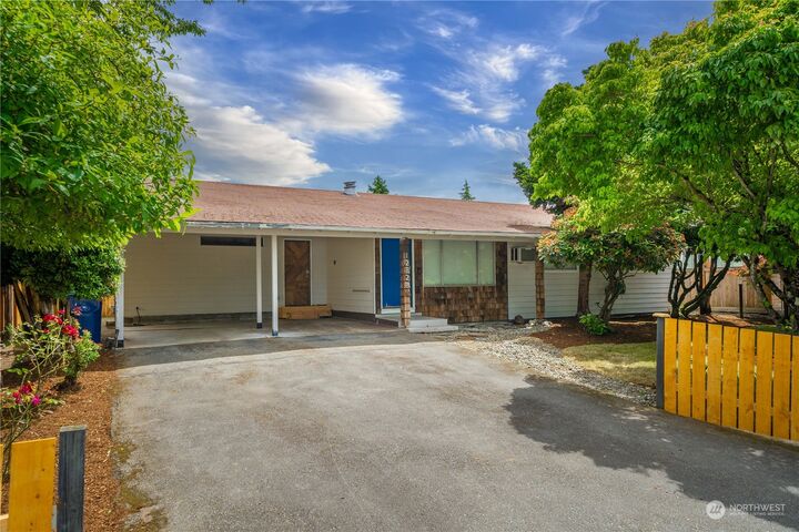 Property Photo:  12828  84th Avenue NE  WA 98034 