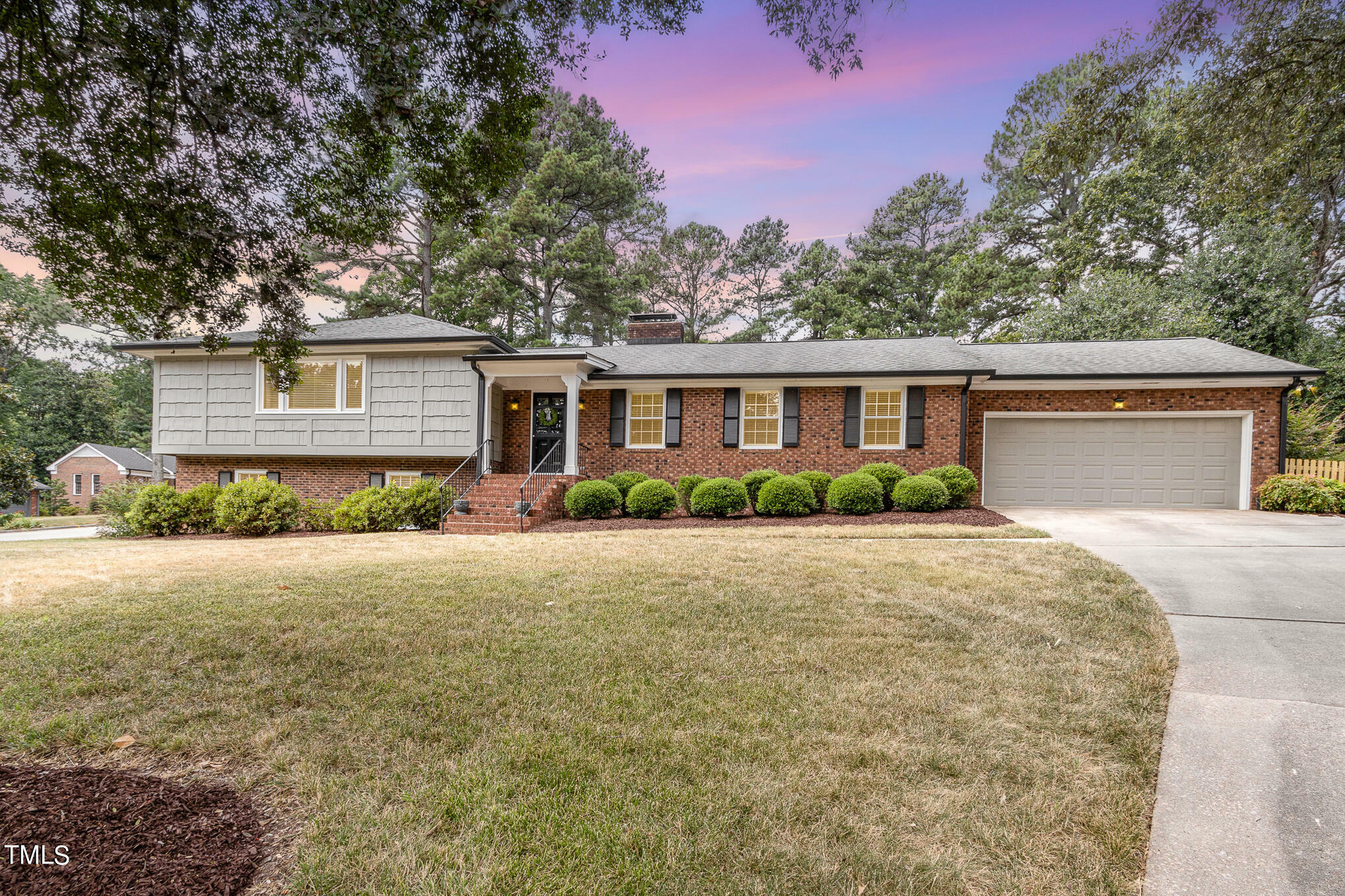 Property Photo:  2901 Augusta Court  NC 27607 
