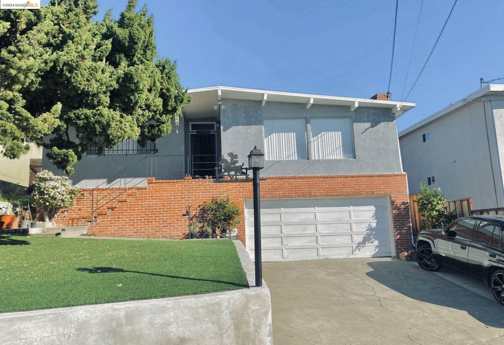 Property Photo:  17494 Ehle St  CA 94546 