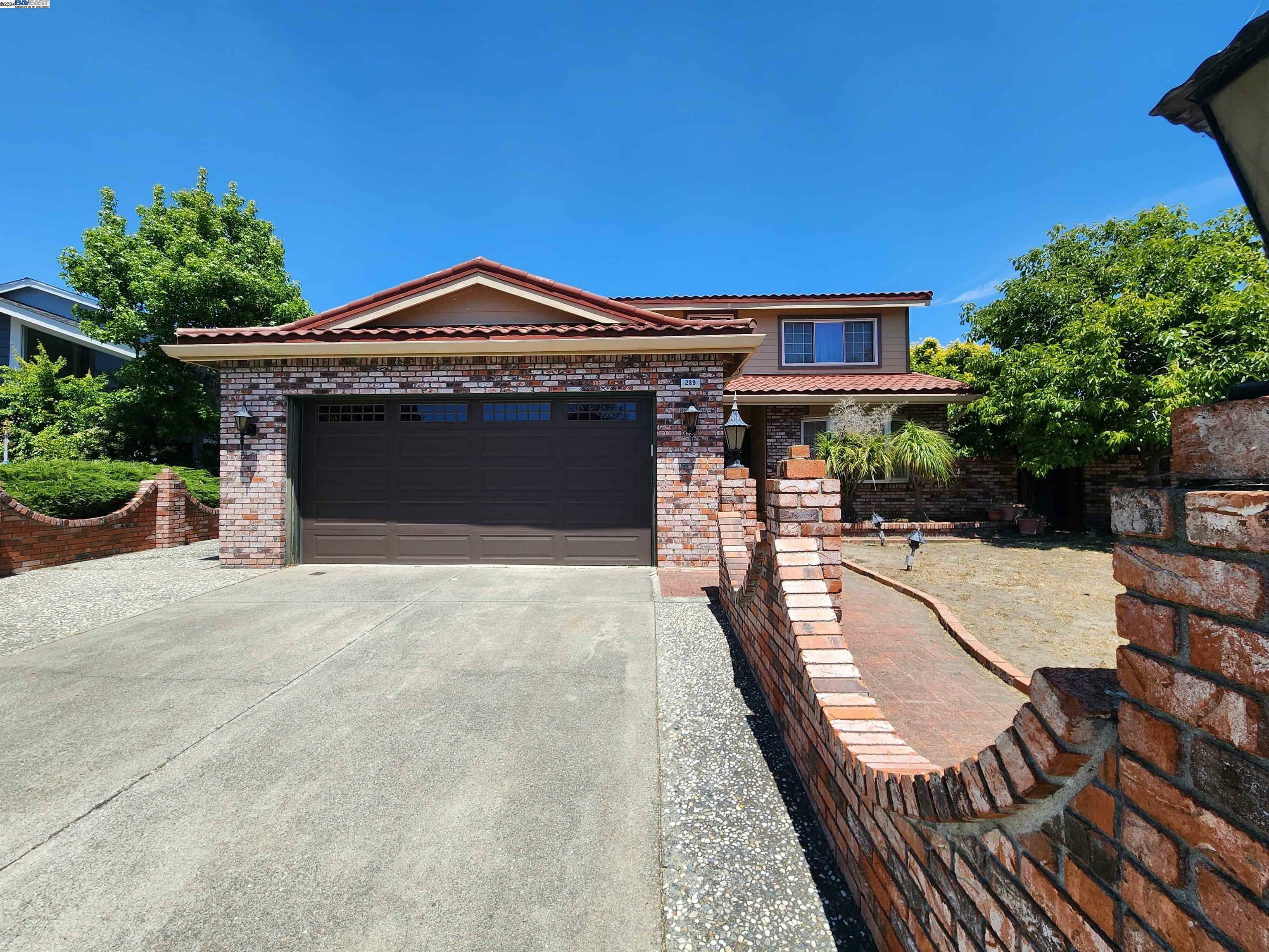 Property Photo:  289 Starling Way  CA 94547 