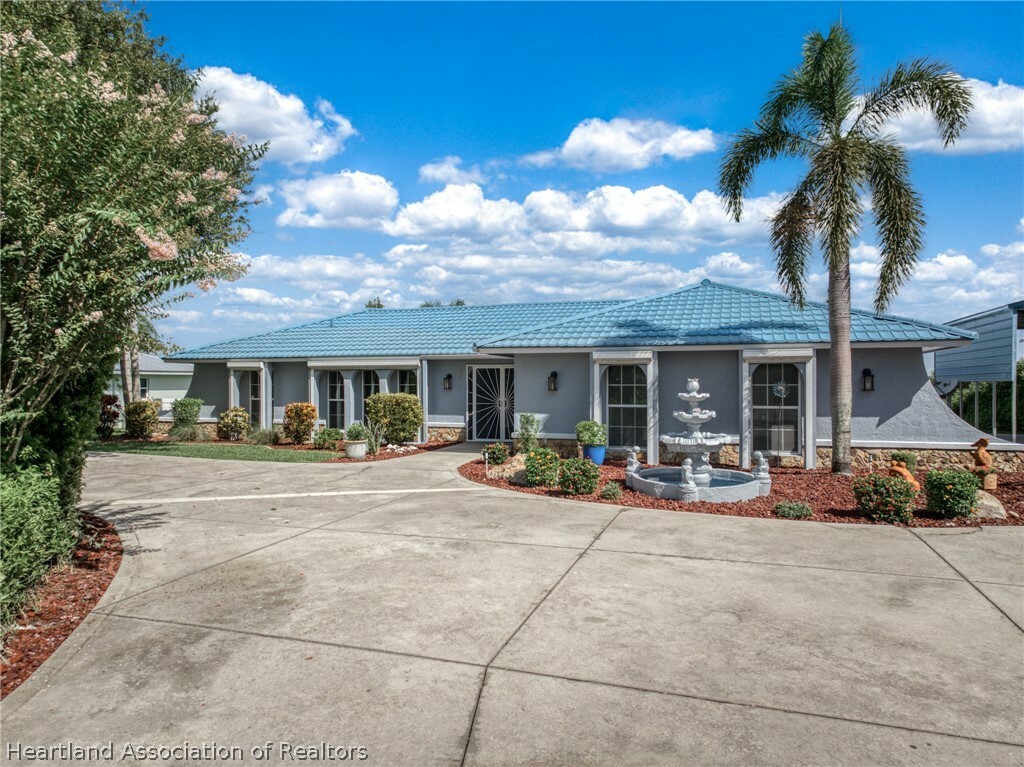 Property Photo:  251 Catfish Creek Road  FL 33852 