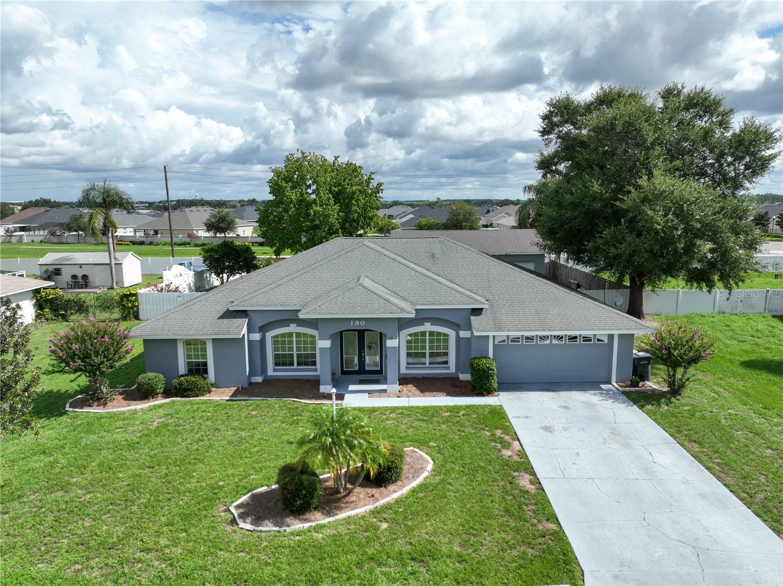 Property Photo:  190 Avery Dr W  FL 33823 