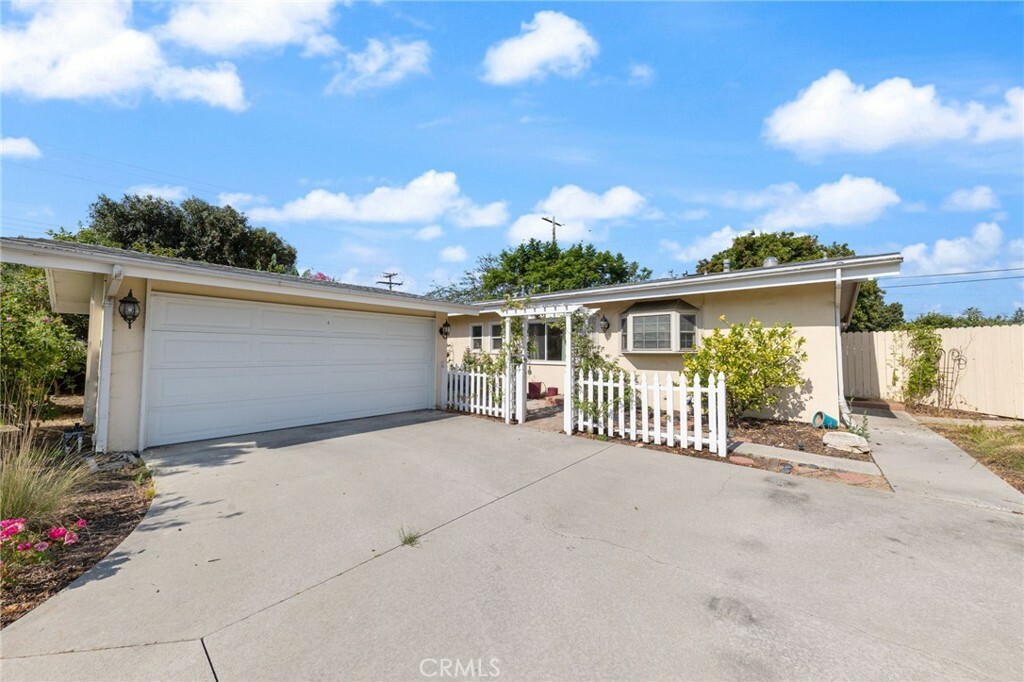 Property Photo:  14413 Whiterock Drive  CA 90638 