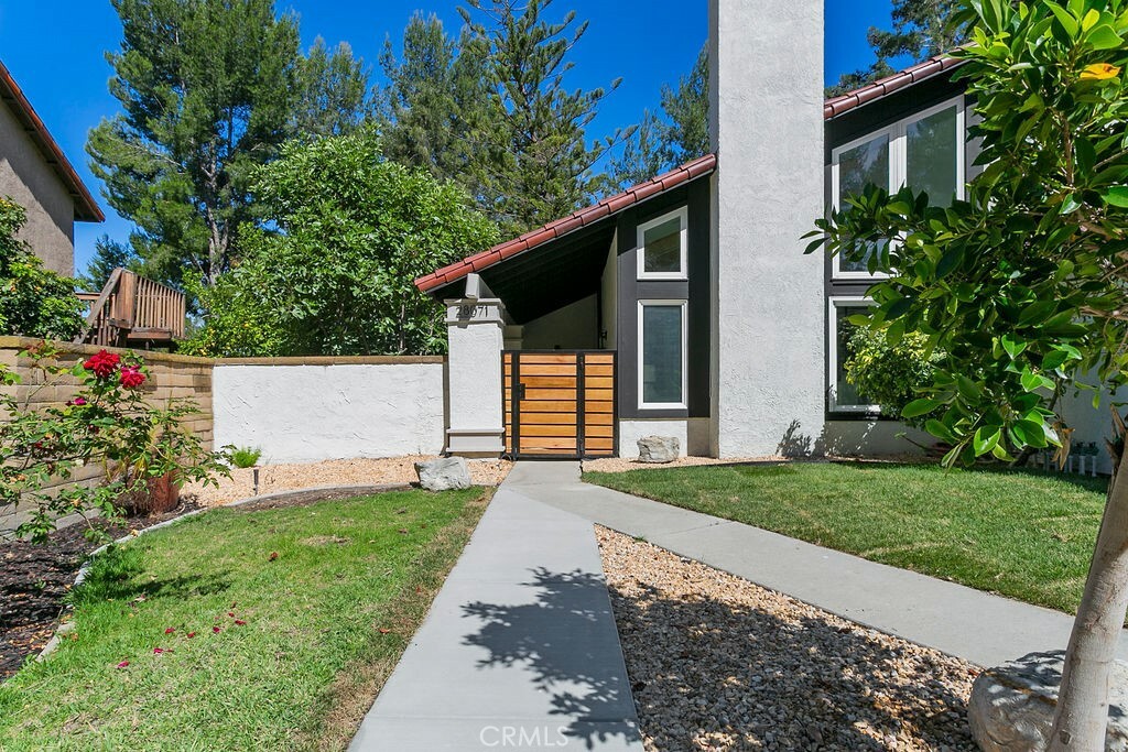 Property Photo:  28071 Cascabel  CA 92692 