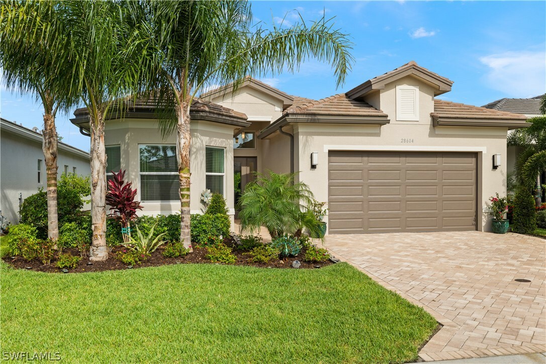 Property Photo:  28604 Moraga Lane  FL 34135 