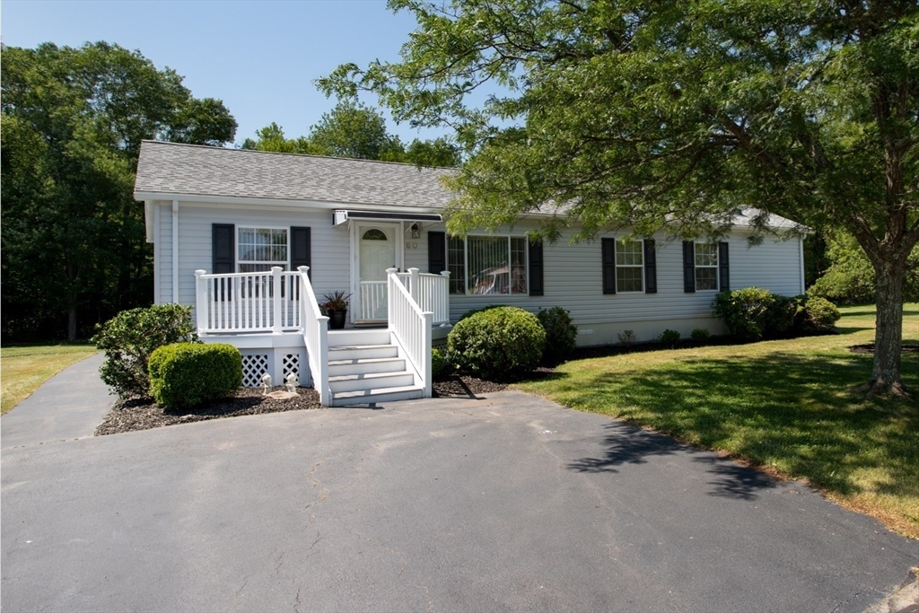 Property Photo:  60 Mockingbird Ln  RI 02878 