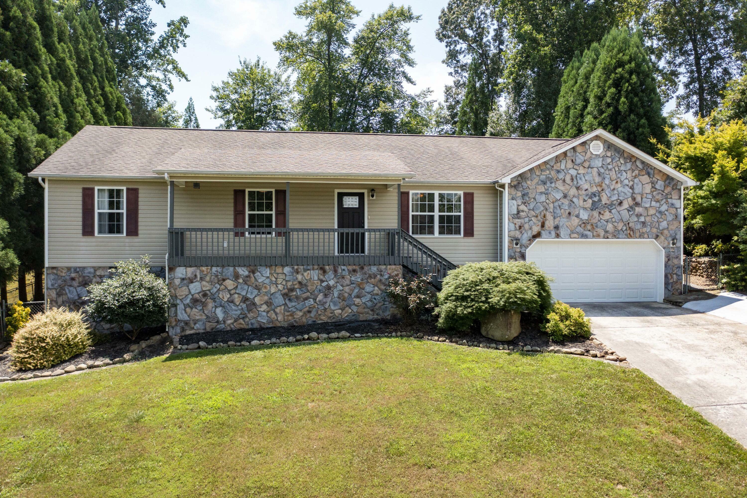 Property Photo:  433 Arbor Pointe Trail  TN 37321 