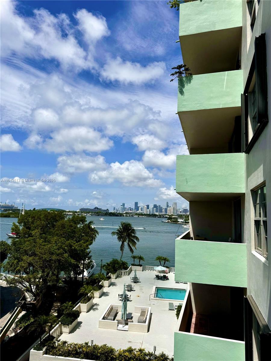 Property Photo:  5 Island Ave 5G  FL 33139 