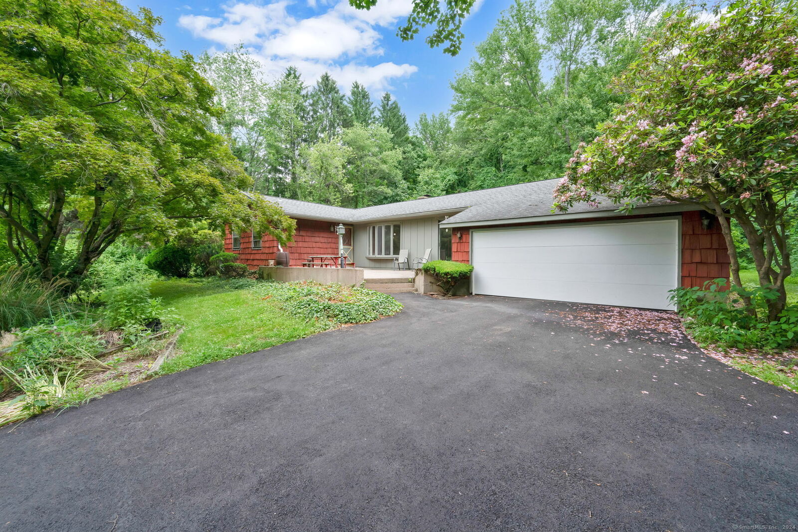 Property Photo: 786 Newgate Road CT 06093