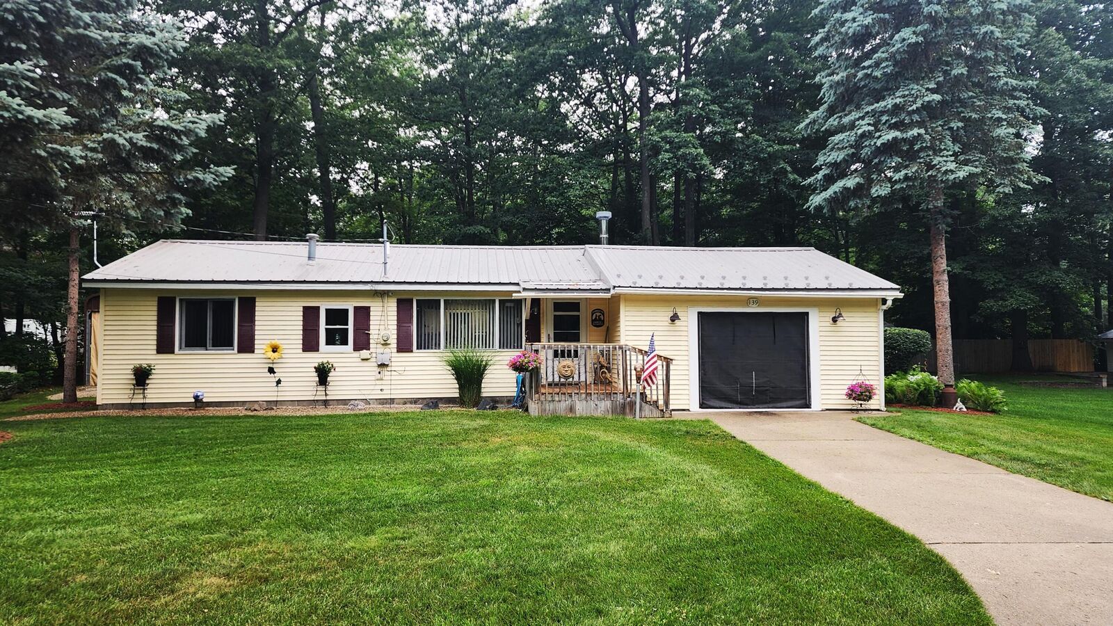 Property Photo:  139 Kimberly Drive  MI 48651 