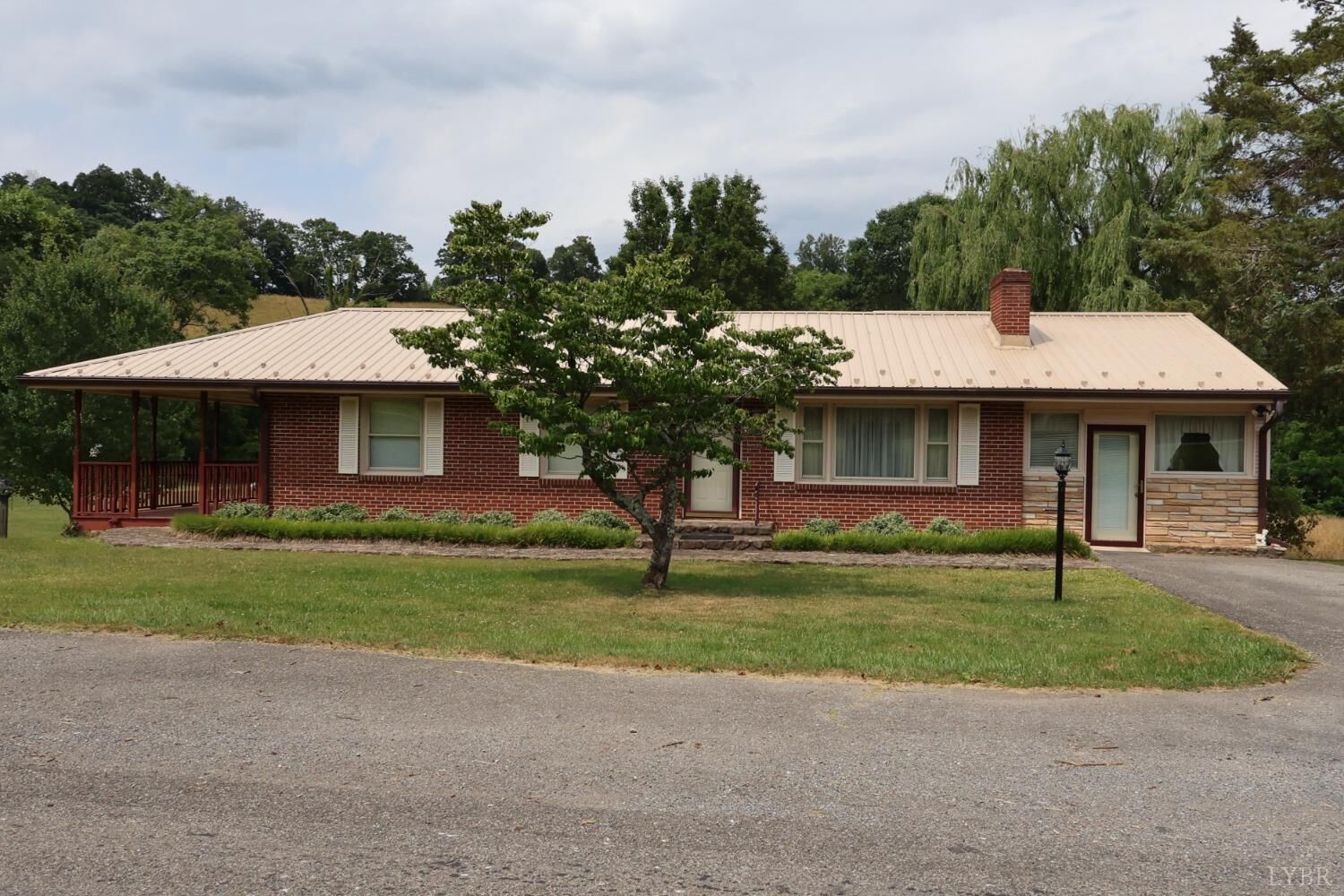 Property Photo: 1053 Red Hill Road VA 24526
