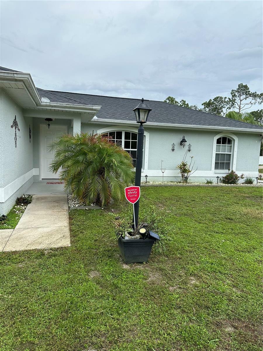 Property Photo:  5484 Sister Terrace  FL 34286 