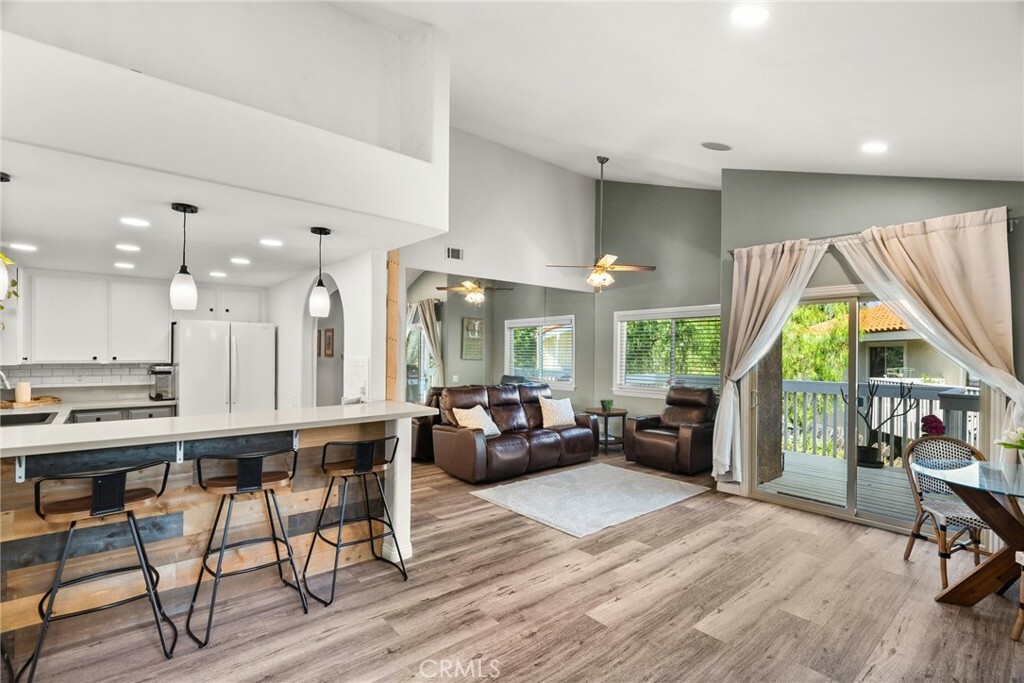 19092 Shoreline Lane 7  Huntington Beach CA 92648 photo