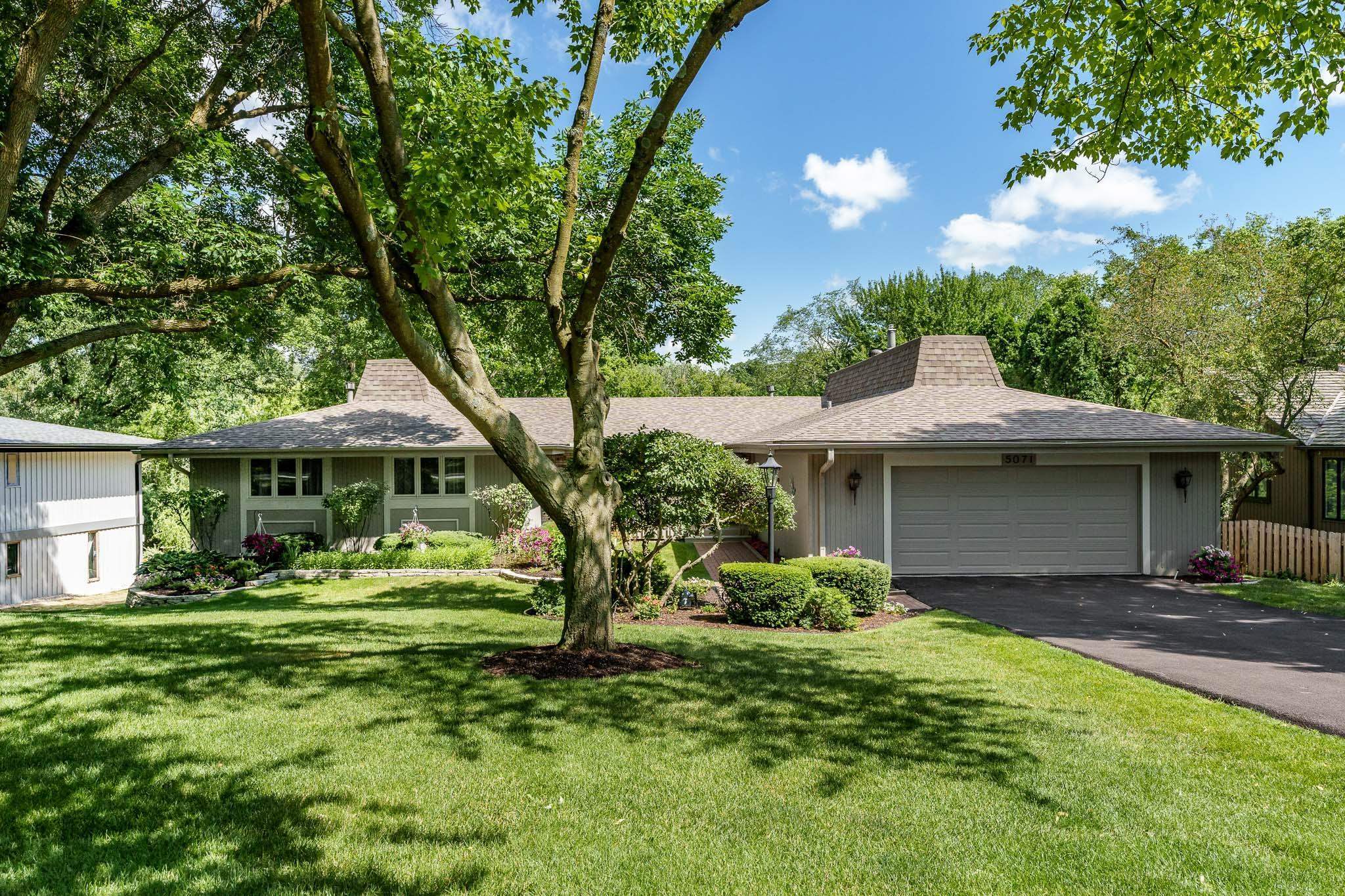 Property Photo:  5071 Crofton Drive  IL 61114 