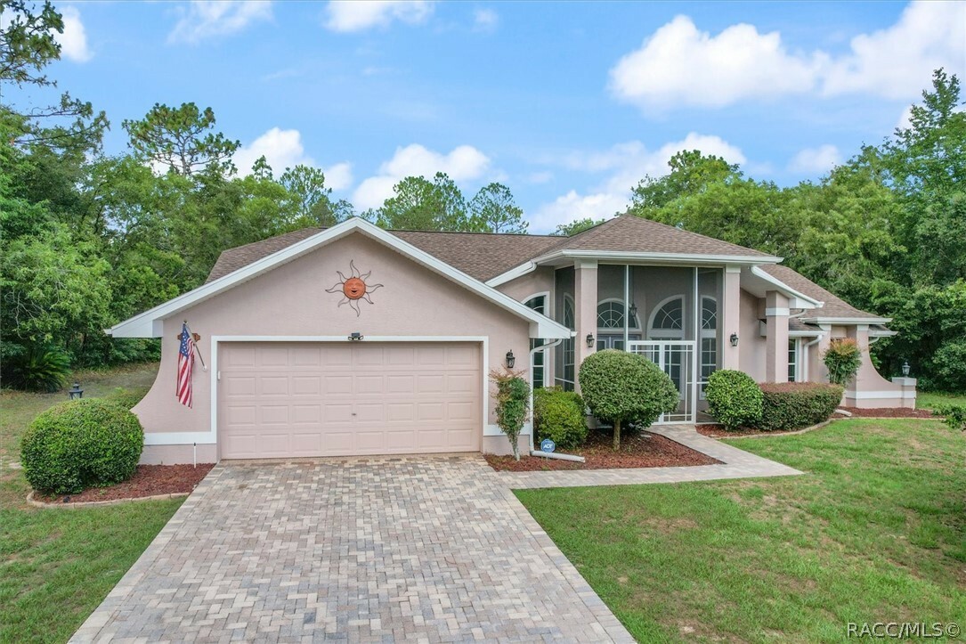 Property Photo:  2961 W Goldenrod Drive  FL 34465 