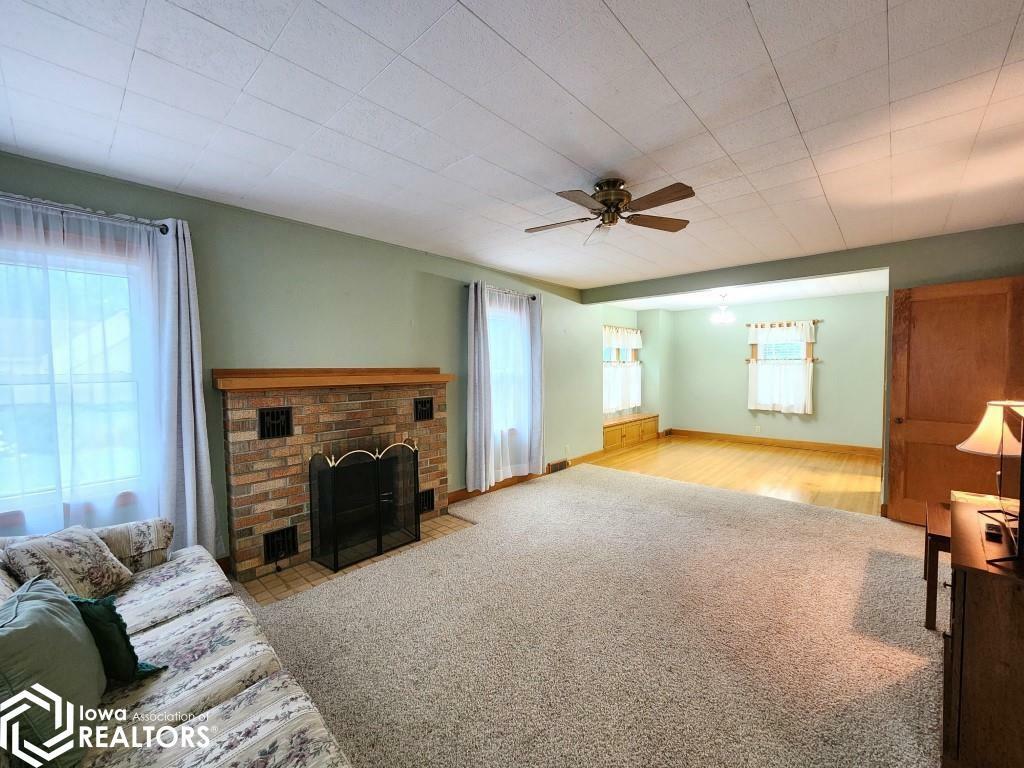 Property Photo:  405 S 12th Street  IA 50428 