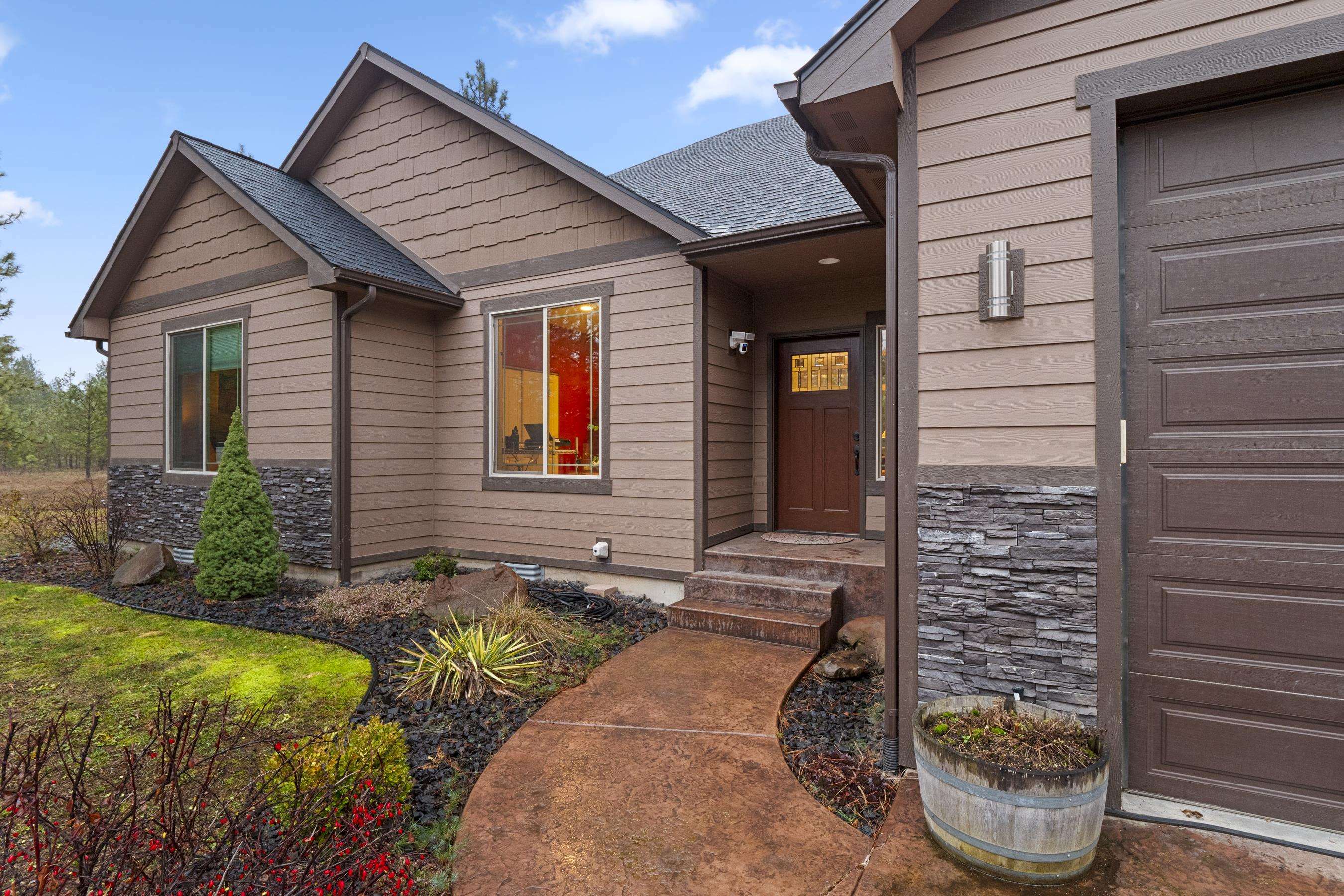 Property Photo:  23707 S Malloy Prairie Rd  WA 99004 