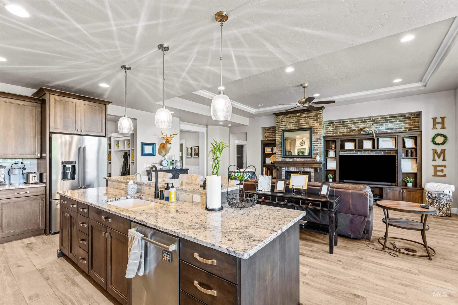 Property Photo:  194 W Broderick Dr.  ID 83646 