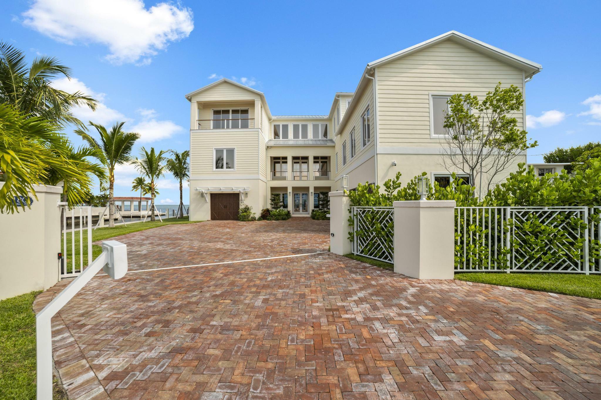 Property Photo:  180 Galleon Road  FL 33036 