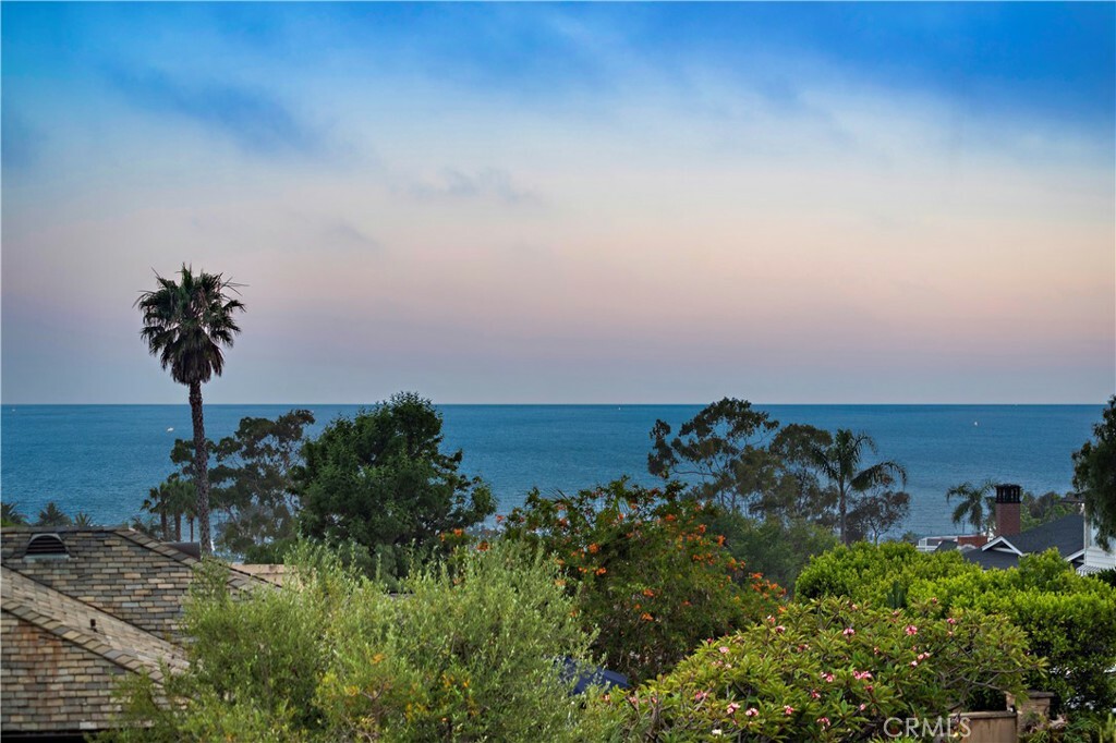 530 High Drive  Laguna Beach CA 92651 photo