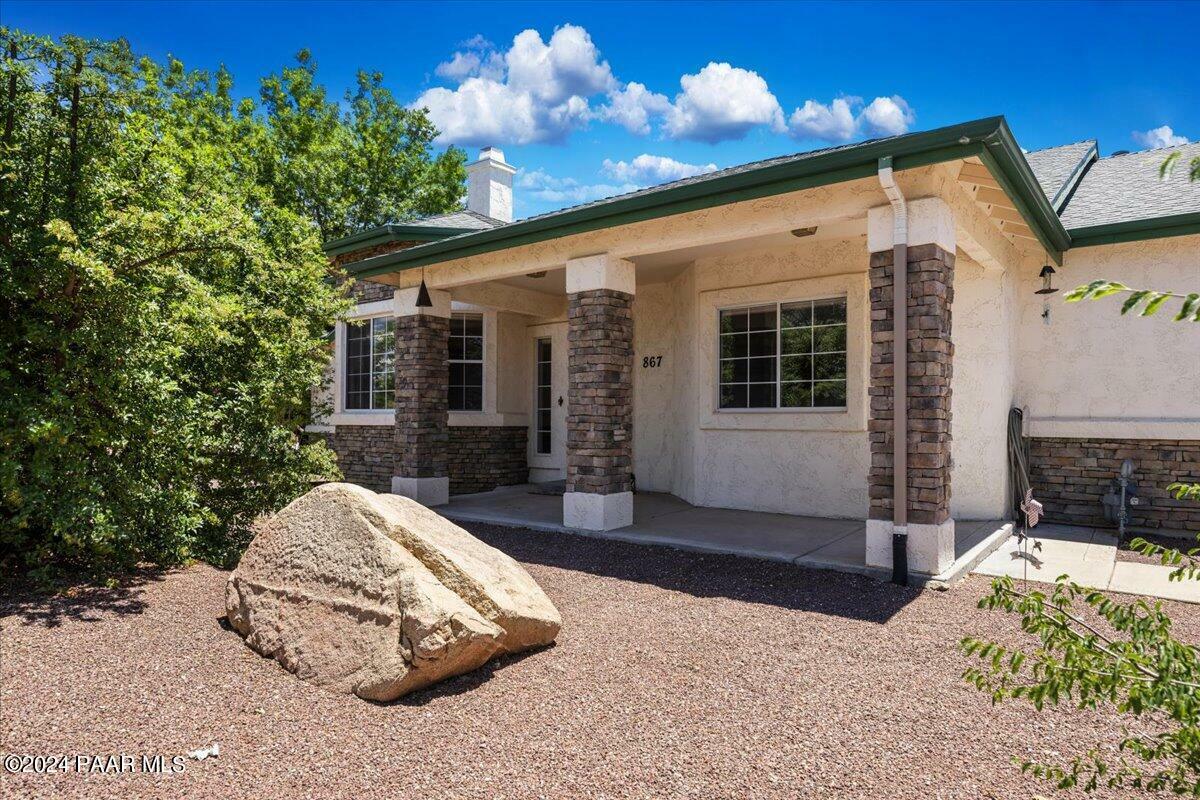 Property Photo:  867 Tiffany Place  AZ 86323 