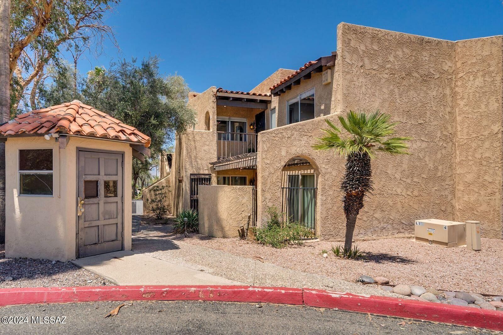 Property Photo:  408 N Dodge Boulevard  AZ 85716 