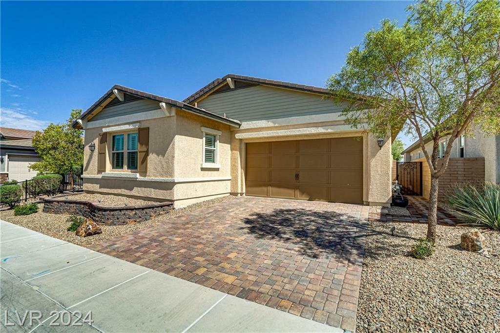 Property Photo:  480 Heritage Bridge Avenue  NV 89011 