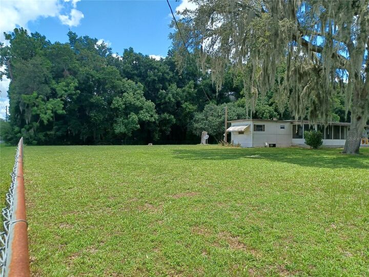 Property Photo: 39237 10th Avenue FL 33542