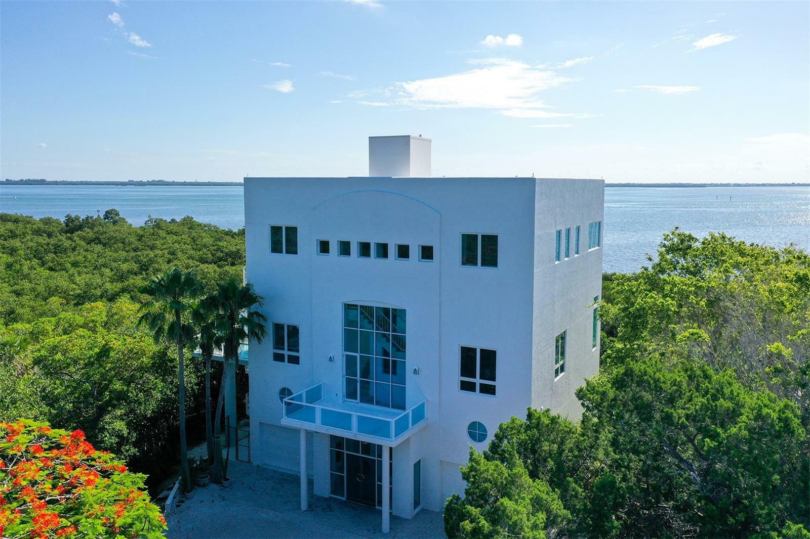 Property Photo:  5444 Gulf Of Mexico Drive  FL 34228 