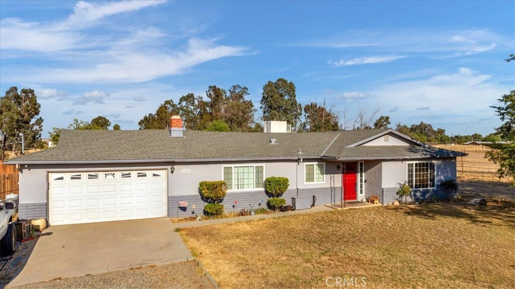 Property Photo:  16901 La Canada Road  CA 93636 