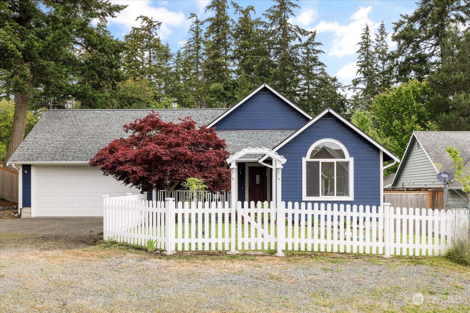 Property Photo:  1323 Sealawn Boulevard  WA 98249 