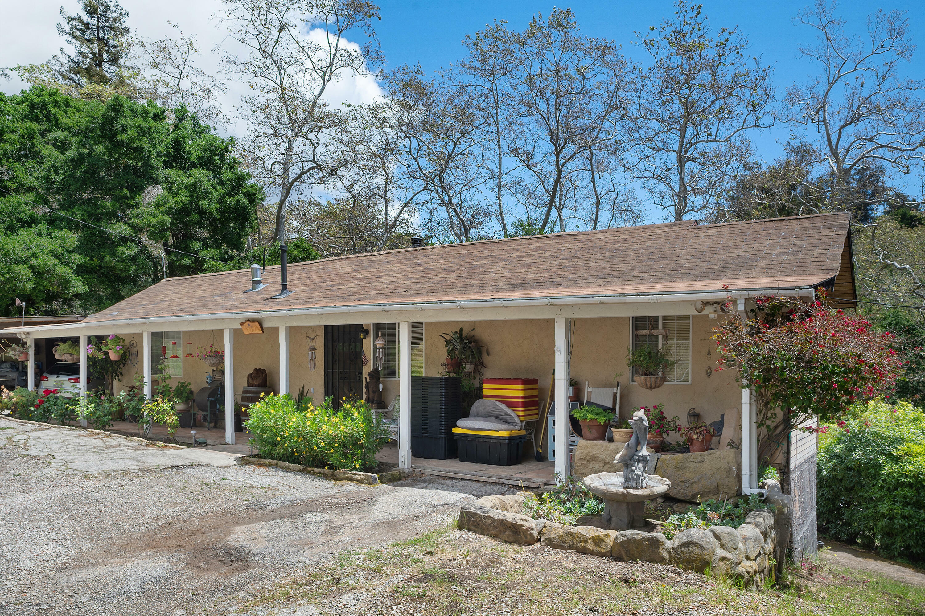 Property Photo:  1826 Stanwood Drive  CA 93103 