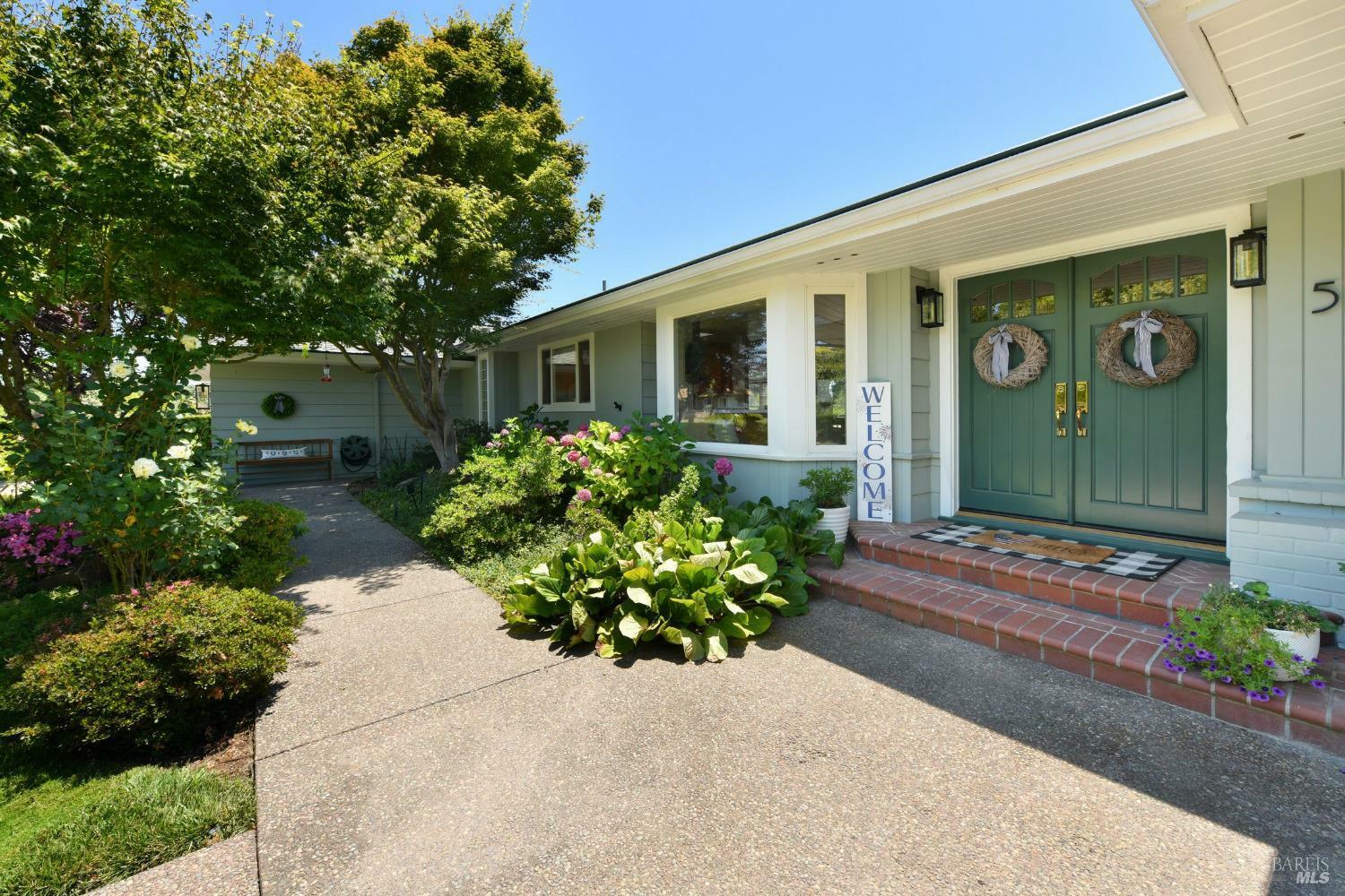 Property Photo:  5210 Oak Meadow Drive  CA 95401 