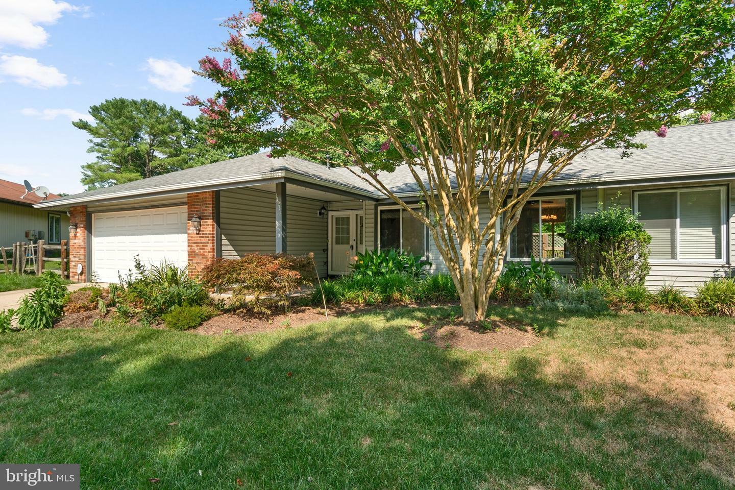 Property Photo:  14911 Hydrus Road  MD 20906 