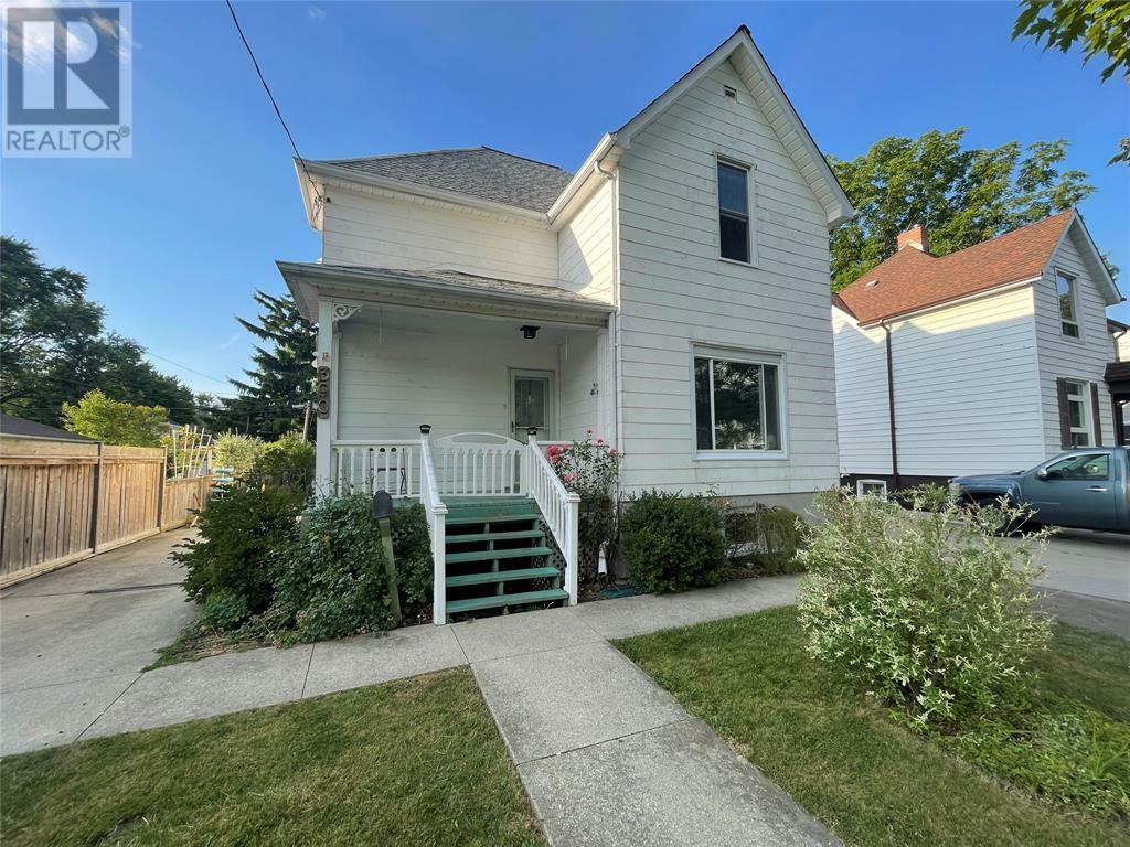 Property Photo:  390 Davis Street  ON N7T 1C3 