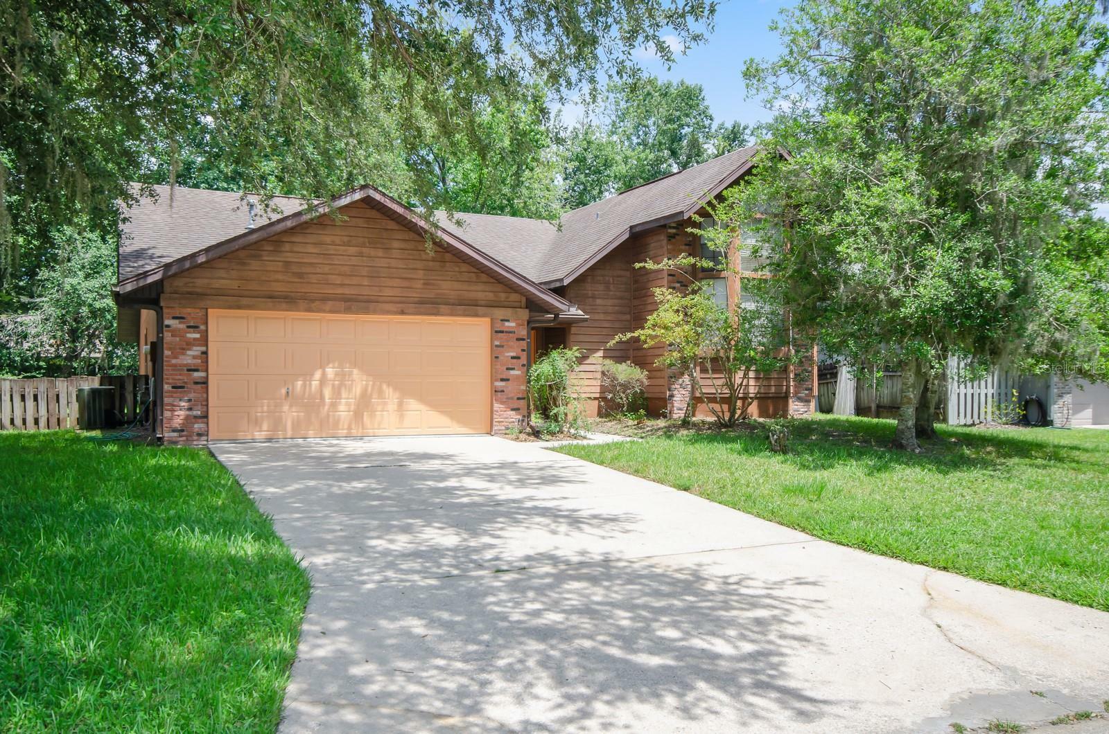 Property Photo: 4313 NW 61st Terrace FL 32606