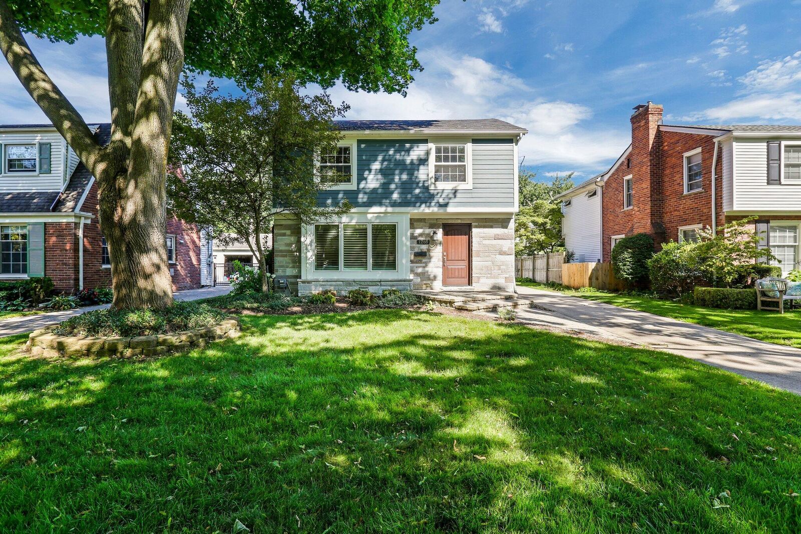 Property Photo: 1265 S Bates Street MI 48009