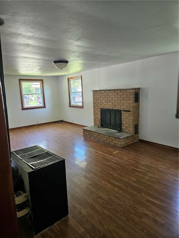 Property Photo:  305 2nd Street  MO 64831 