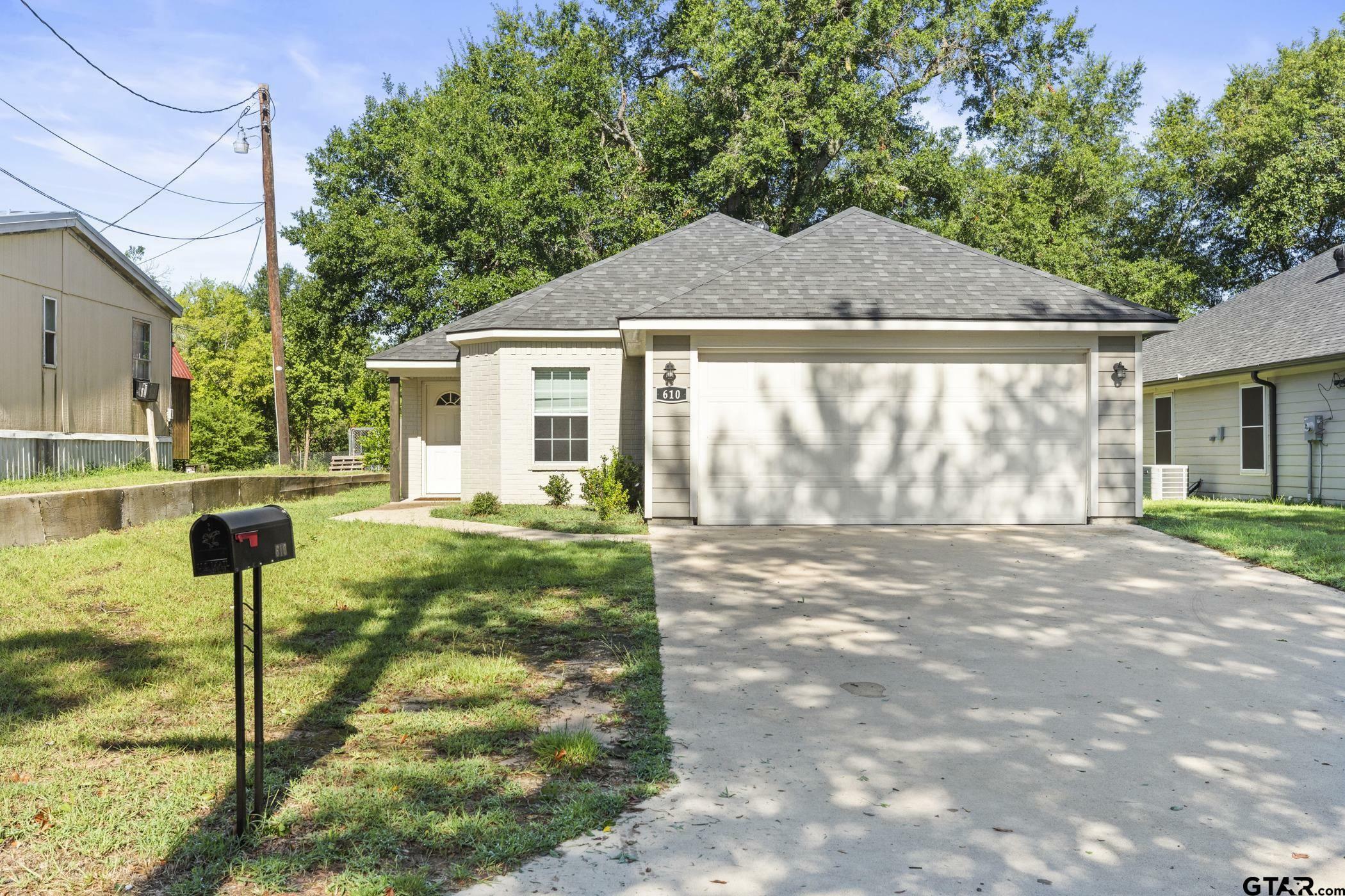 Property Photo:  610 Wells St.  TX 75773 