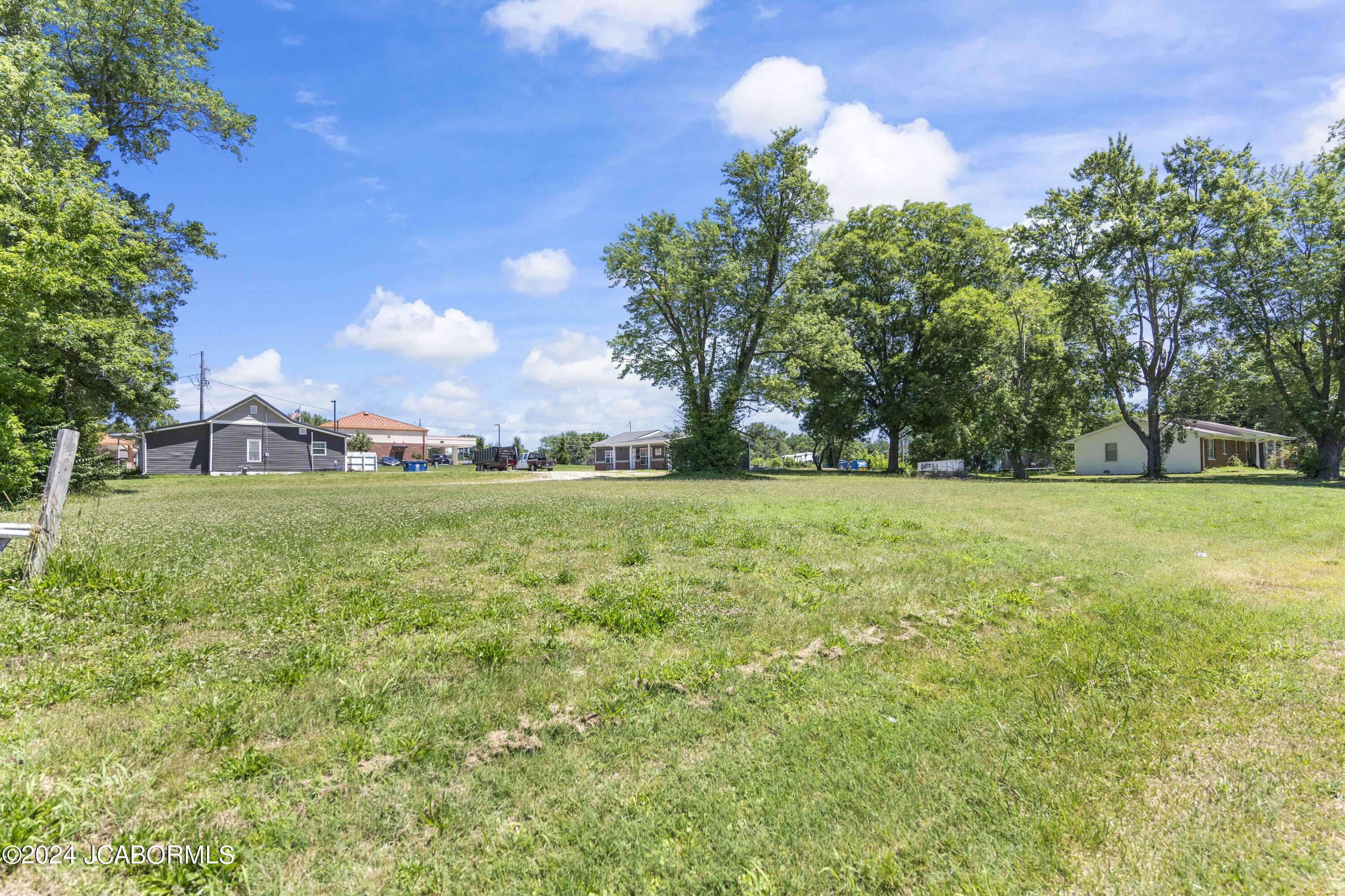 Property Photo:  405 E Johnson Avenue  MO 65010 