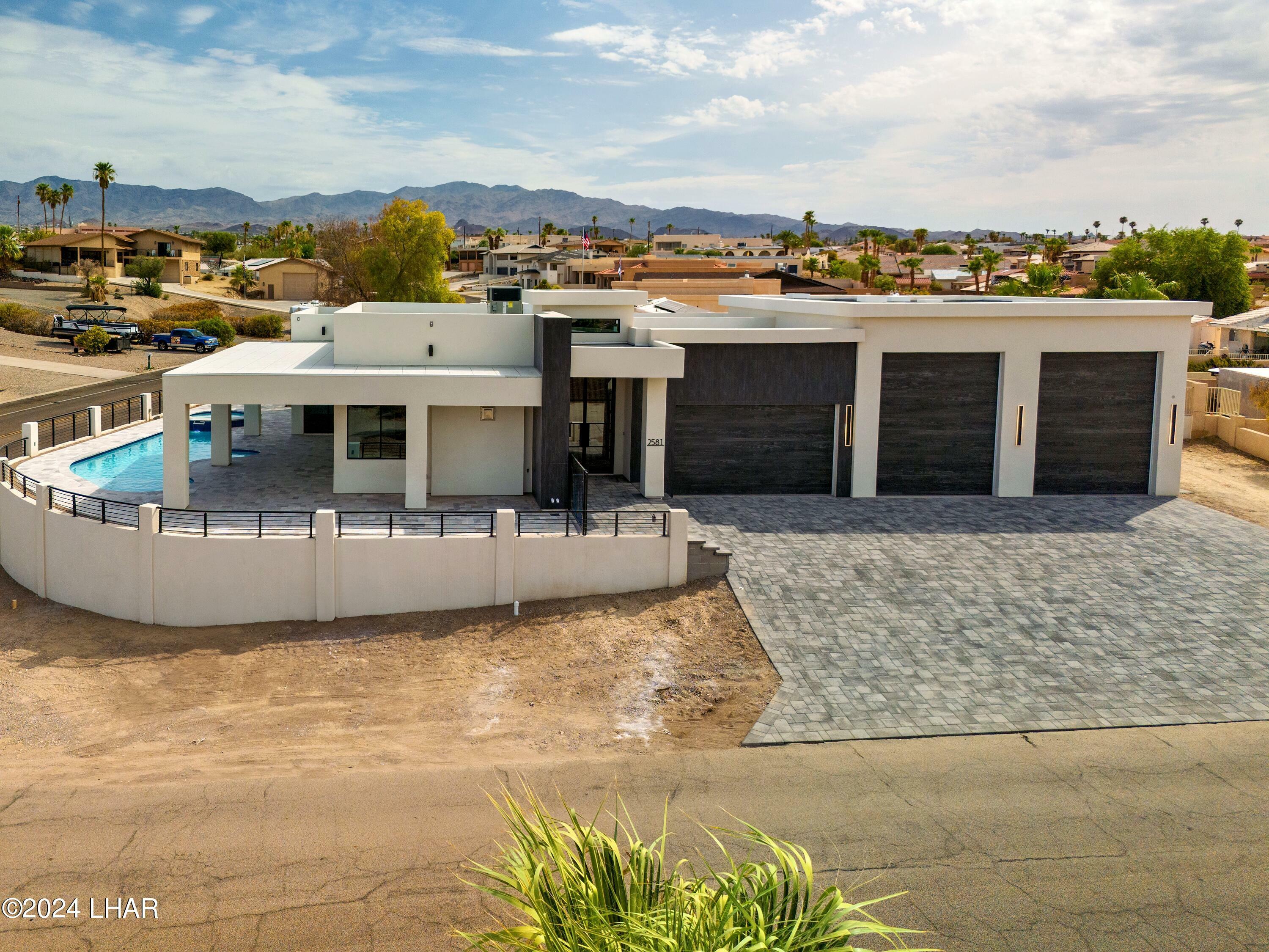 Property Photo:  2581 Paseo Dorado  AZ 86406 