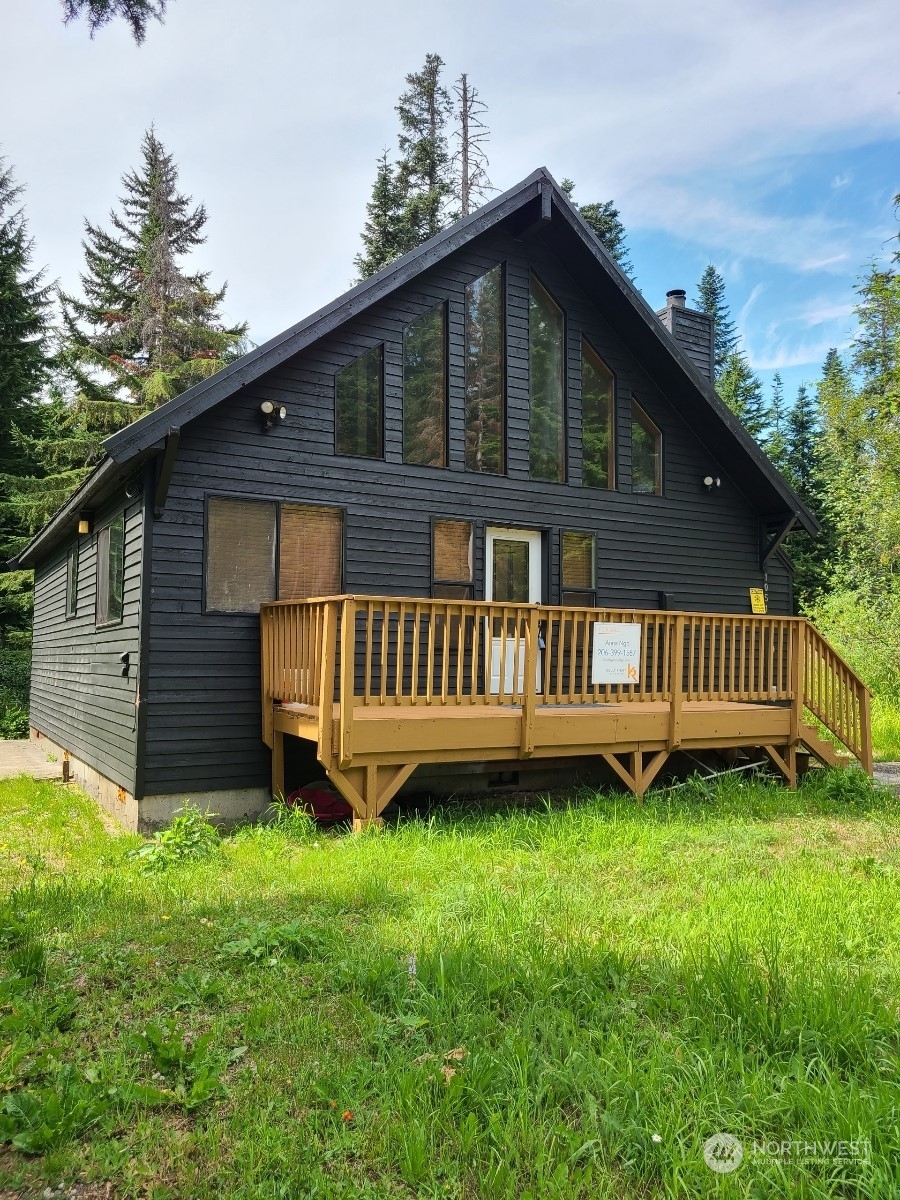 Property Photo:  1051 Yellowstone Road  WA 98068 