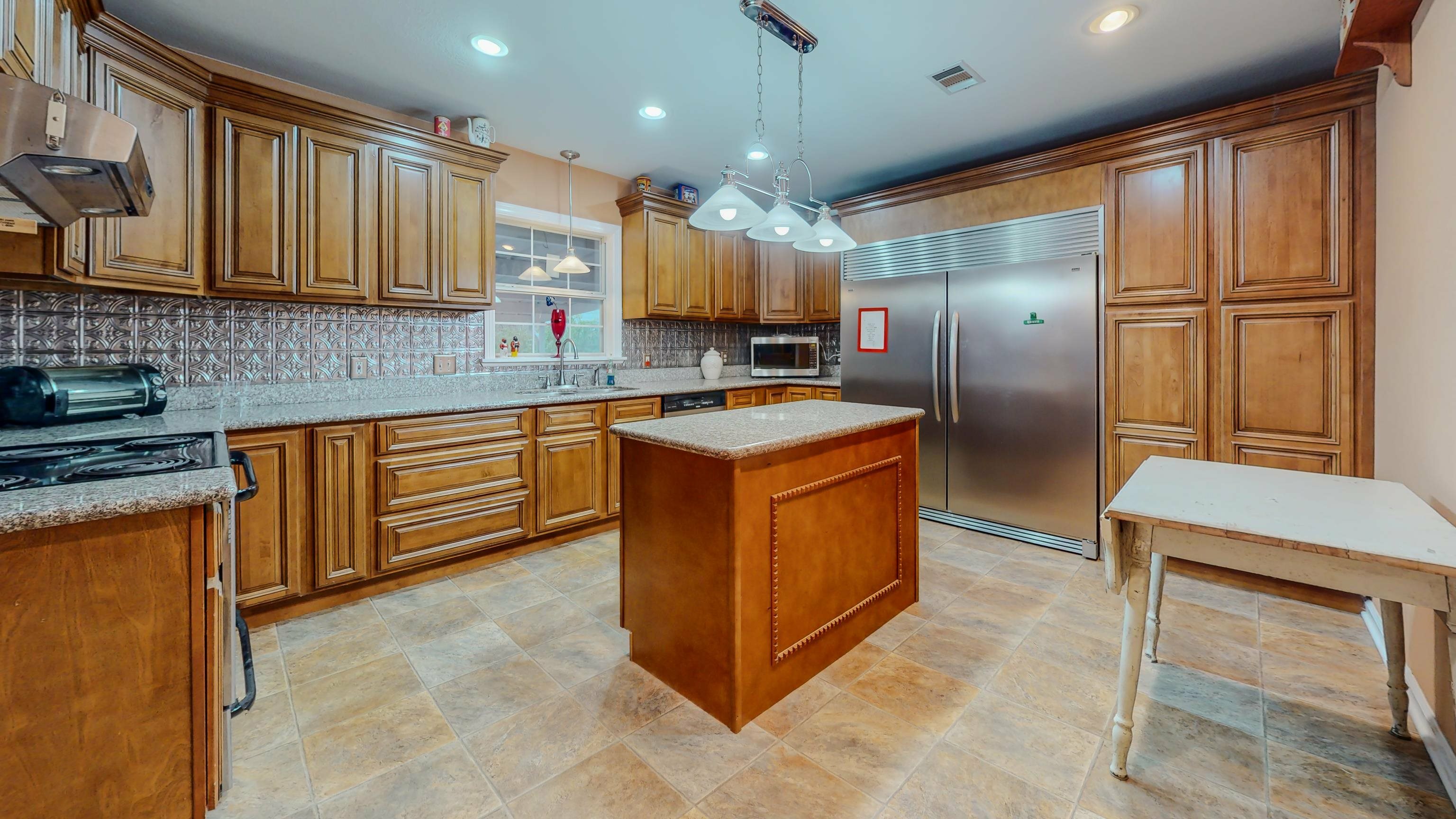 Property Photo:  155 Thomas  TX 77657 