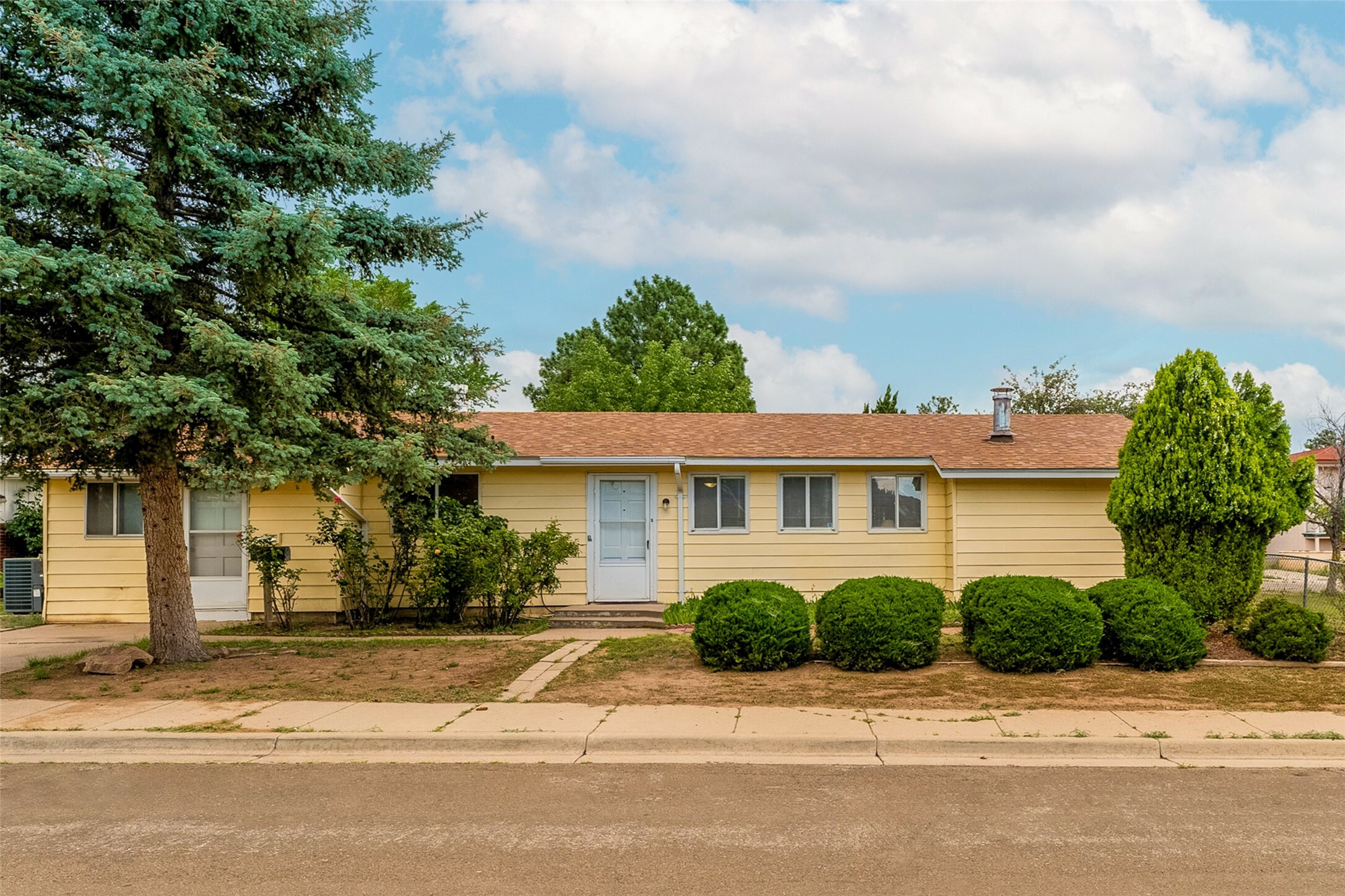 Property Photo:  1073 Pinon  NM 87544 