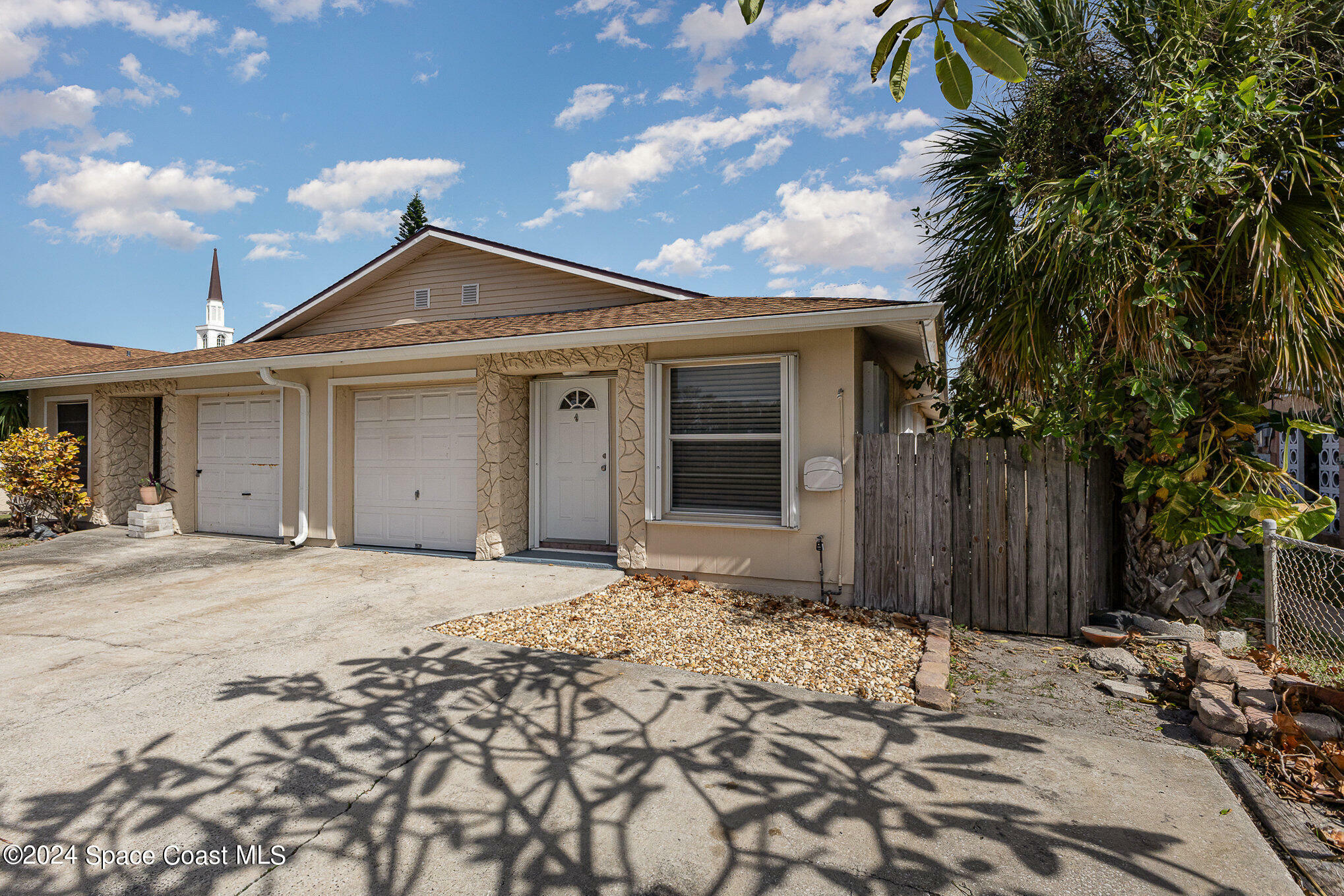 Property Photo:  871 S Orlando Avenue  FL 32931 