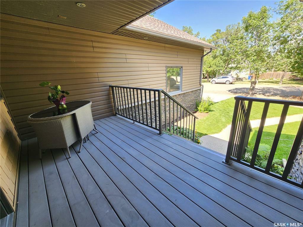 Property Photo:  726 Bertrand Avenue  SK S0C 2G0 